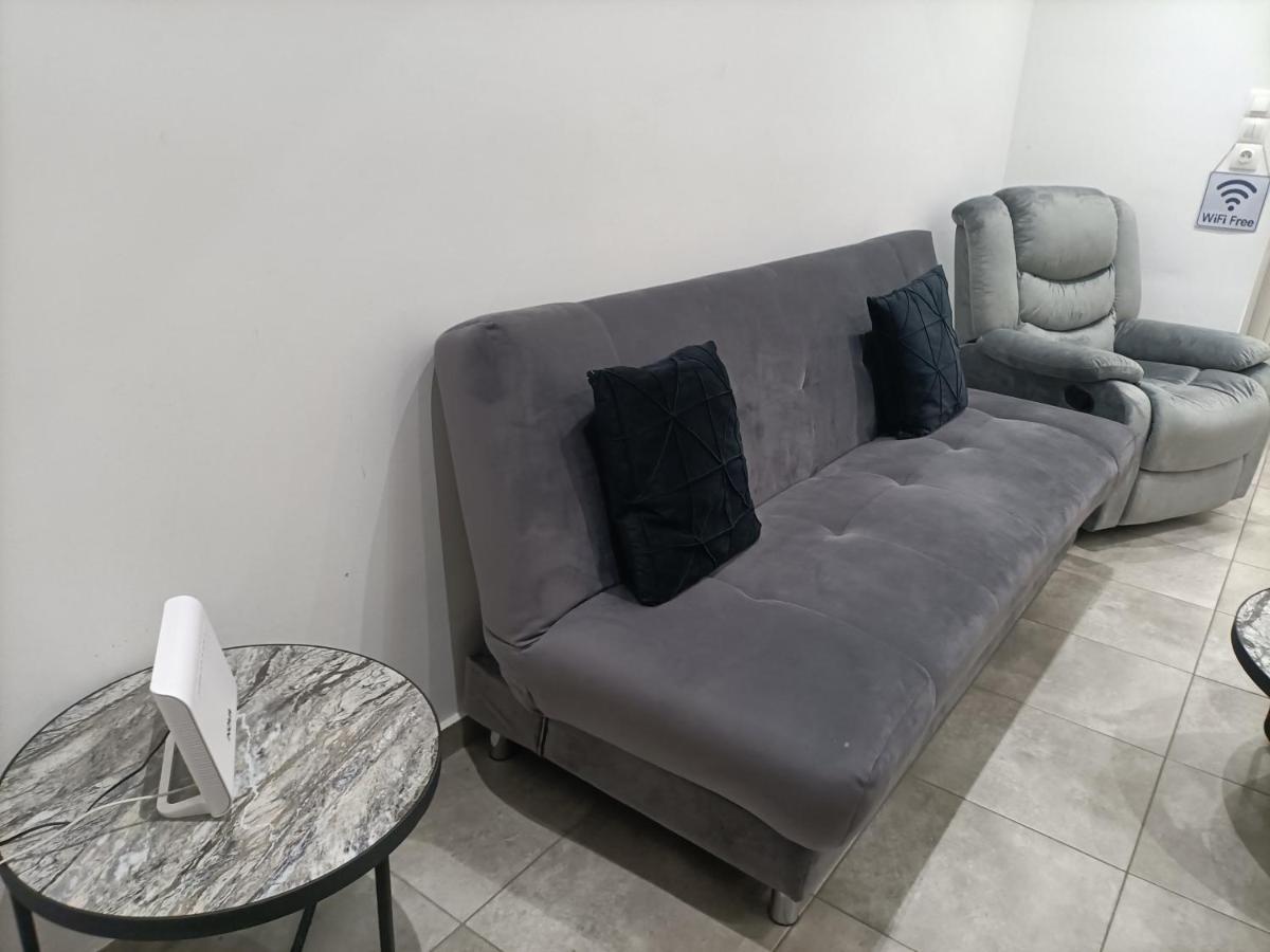 דירות אתונה Travelers Tranquil & Chillout Apt מראה חיצוני תמונה